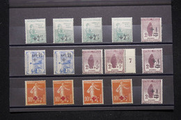FRANCE - Lot De 15 Valeurs ( 11 Orphelins Et 4 Semeuse Croix Rouge )  - Neufs ** - L 91447 - Unused Stamps