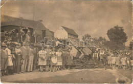 * T2/T3 Bardóc, Bradut; Feldíszített Gőzmozdony, Iparvasút Megnyitó ünnepsége / Opening Ceremony Of The Industrial Railw - Unclassified