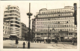 * T2 1932 Liberec, Reichenberg; Tuchplatz / Square, Street View, Shops, Tram - Unclassified