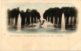 ** T1/T2 Versailles, Parc. Le Bassin De Neptune Le Jour Des Grandes Eaux / Basin, Fountains - Unclassified