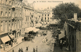 St Malo * Place Chateaubriand - Saint Malo