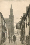 Douarnenez * La Rue Ste Hélène * Villageois - Douarnenez