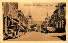 Bénévent L'abbaye * La Rue Du Marché * Automobile Voiture Ancienne De Marque ? Camion - Benevent L'Abbaye