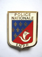 ANCIEN INSIGNE ECOLE DE LA POLICE NATIONALE DE PARIS ENPP Y. DELSART ETAT EXCELLENT - Police & Gendarmerie