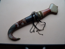 Couteau / Dague ( En Pierre D'Onyx, Cornaline & Agate - 37 Cm./ Acier Laiton ) Voir / See SCANS - +/- 1950 Dagger ! - Arte Africano