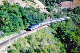 Villefort (48 - France) BB 67509 En Tête D’un Train De Voyageurs Au Sud De Villefort. 23 Août 1996 - Villefort