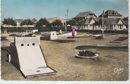 Calvados :  COURSEULLES  Sur  Mer  : Vue  Le  Golf  Miniature  1955 - Courseulles-sur-Mer