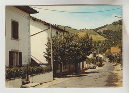 CPSM (LES) ALDUDES (Pyrénées Atlantiques) - Le Bourg Et La Rue Cherrenda - Aldudes