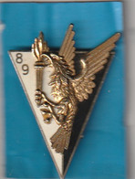 ***  INSIGNES  ***   89° Bataillon Des Services, Lisse Embouti, épingle Pastille Oblongue DRAGO  G 2467 - Armée De Terre