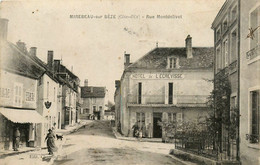 Mirebeau Sur Bèze * La Rue Montdolivet * Hôtel De L'écrevisse * Débit De Tabac Tabacs - Mirebeau