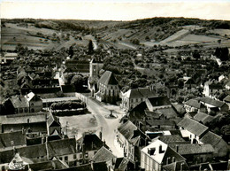 Bussy En Othe * Vue Sur La Place , La Mairie Et L'église - Sonstige & Ohne Zuordnung