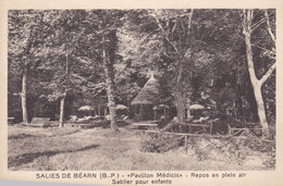 Salies De Béarn, Pavillon Medicis, Repos En Plein Air, Sablier Pour Enfants (pk79013) - Bearn