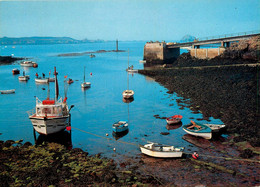 Ile D'ouessant * Vue Sur Le Port - Ouessant