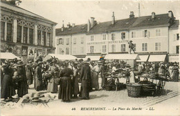 Remiremont * La Place Du Marché * Imprimerie Henri HAUT * Foire Marchands - Remiremont