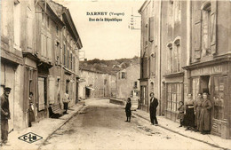 Darney * La Rue De La République * Boulangerie - Darney