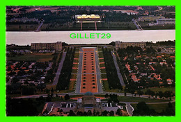 CANBERRA, A.C.T. - AUSTRALIAN WAR MEMORIAL AND PARLIAMENT HOUSE VIEWED IN THE EVENING - SANDSCENE INTERNATIONAL - - Canberra (ACT)