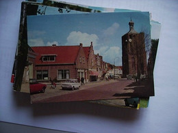 Nederland Holland Pays Bas Workum Met Toren En Oude Auto's - Workum