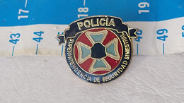 Argentina Argentine Police Disasters Unit Badge   #20 - Police & Gendarmerie