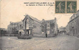 22-SAINT-JACUT-DE-LA-MER- LE CALVAIRE ET LACE DE LA POSTE - Saint-Jacut-de-la-Mer