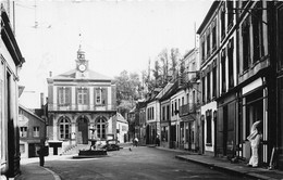 61-MOULINS-LA-MARCHE- PLACE DE LA MAIRIE - Moulins La Marche