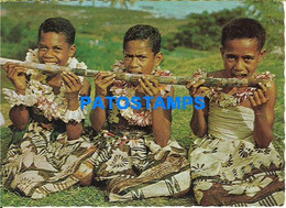 155513 OCENIA FIJI COSTUMES NATIVE CHILDREN A SUGAR CANE MEAL POSTAL POSTCARD - Fidji