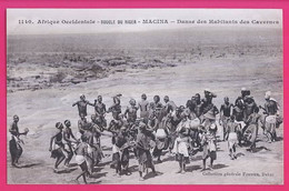 228 - AFRIQUE -  SOUDAN - Boucle Du Niger  MACINA  Danse Des Habitants Des Cavernes - Soudan