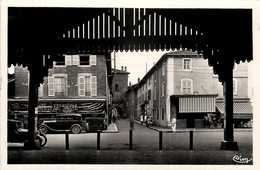 Châtillon Sur Chalaronne * La Rue Victor Hugo * Automobile Voiture Ancienne * Café Du XXème Siècle - Châtillon-sur-Chalaronne