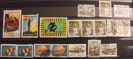 Ghana. Collection De 18 Timbres - Ghana (1957-...)