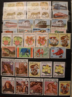 Burkina Faso. Collection De 38 Timbres. Oblitérés Et Neufs - Burkina Faso (1984-...)