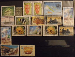 Nouvelle Calédonie. Collection De 17 Timbres. - Collections, Lots & Series