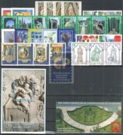 1995 Vaticano Annata Completa INTEGRA Con Libretto E Foglietto MNH** - Annate Complete