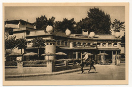 CPA - La BAULE-LES-PINS (Loire Inf.) - Un Coin De La Place Des Dryades - La Baule-Escoublac