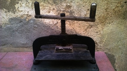 Presse A Relier Ancienne - Andere Toestellen