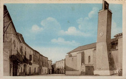 AIGUES-VIVES  ( GARD )  PLACE DE L ' HORLOGE - Aigues-Vives