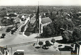 CPSM FRANCE 23 "Dun Le Palestel, Place De L'église" - Dun Le Palestel