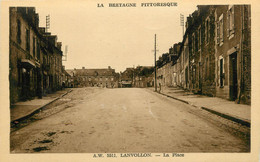 CPA FRANCE 22 "Lanvollon, La Place' - Lanvollon