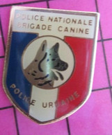 911D Pin's Pins / Beau Et Rare / THEME : POLICE / CHIEN POLICIER BERGER ALLEMAND POLICE URBAINE BRIGADE MOLAIRE - Policia