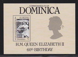 Dominica 1986 Queen Mother Dog Chien MNH 1SS** - Dominique (1978-...)