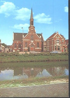 Nederland Holland Pays Bas Stadskanaal Met Zijn Gereformeerde Kerk Aan Het Water - Stadskanaal