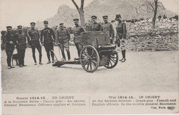 MILITARIA. Guerre 1914-15.En Orient .A La Frontière Serbe .Canon Grec. Au Centre, Gal Baumann .Officiers Anglo-Français - Equipment