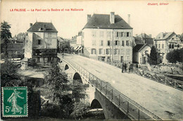 Lapalisse * Le Pont Sur La Besbre Et Rue Nationale * Chapellerie - Lapalisse