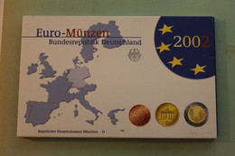 Deutschland, Kursmünzensatz; Euro-Umlaufmünzenserie 2002 D, Spiegelglanz (PP) - Mint Sets & Proof Sets