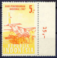 INDONESIA 1967 National Flight Day 5 R Transport Plane U/M VARIETY MISSING COLOR - Indonesien