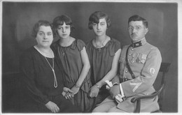 ¤¤  -   Carte-Photo D'un Militaire Du 30e Et De Sa Famille -  Médailles   -  Photo Kachel De Koblenz     -  ¤¤ - Weltkrieg 1914-18