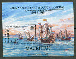 Maurice** Bloc 20 - Arrivée Des Hollandais - Blocks & Sheetlets