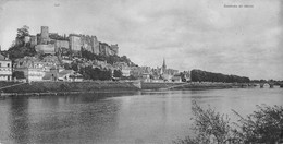 Chinon           37         Carte  Panoramique  . Château  Et Panorama      27.5 X 14.5   (voir Scan) - Chinon