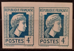 France Coq Et Marianne D'Alger 1944 N°643 Paire  ** TB Cote Maury 160€ - 1944 Hahn Und Marianne D'Alger