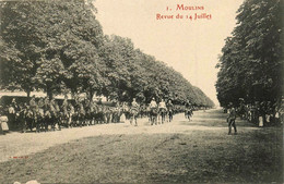 Moulins * Cours Bercy * La Revue Du 14 Juillet * Troupe * Militaire Militaria - Moulins