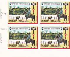 1970 - YT 129 Ranch M'bali Et YT 130 Zébu En Blocs De 4 Neufs Non Dentelés - Bord De Feuille - Central African Republic