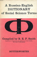 A RUSSIAN-ENGLISH DICTIONARY OF SOCIAL SCIENCE TERMS - SMITH R. E. F. - 1962 - Dictionnaires, Thésaurus